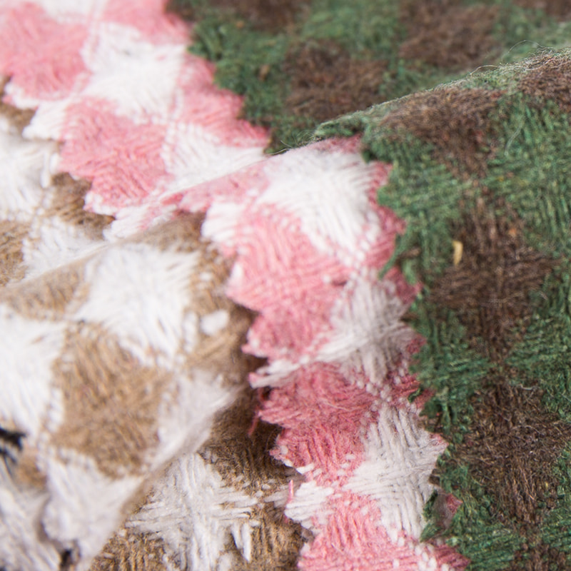 Elmas Kareli Jakarlı Kabartmalı Kumaş 2188