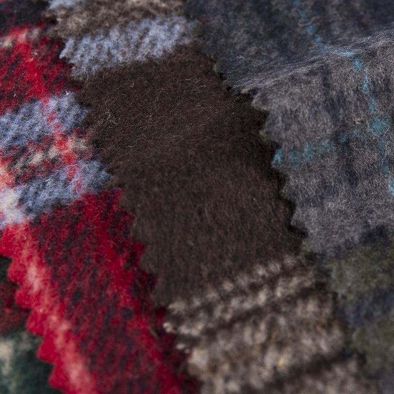 Fırça Ekose Kareli Jakarlı Uzun Saç Tüvit Kumaş 3545